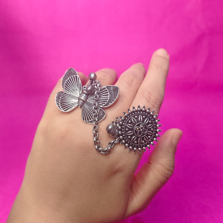 Butterfly Chain Dual Finger Rings