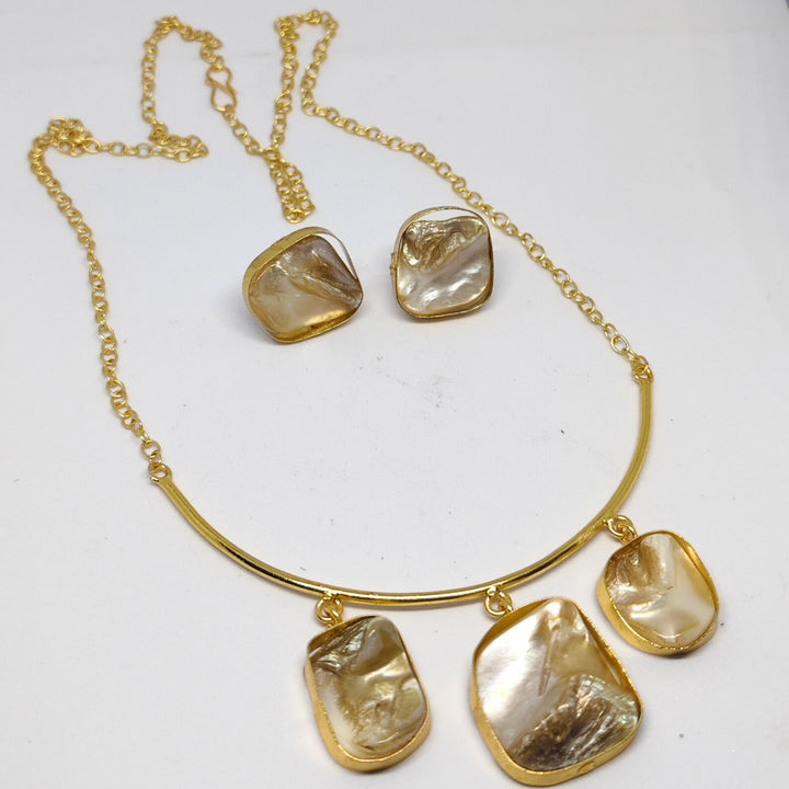 Mother of Pearl Necklace