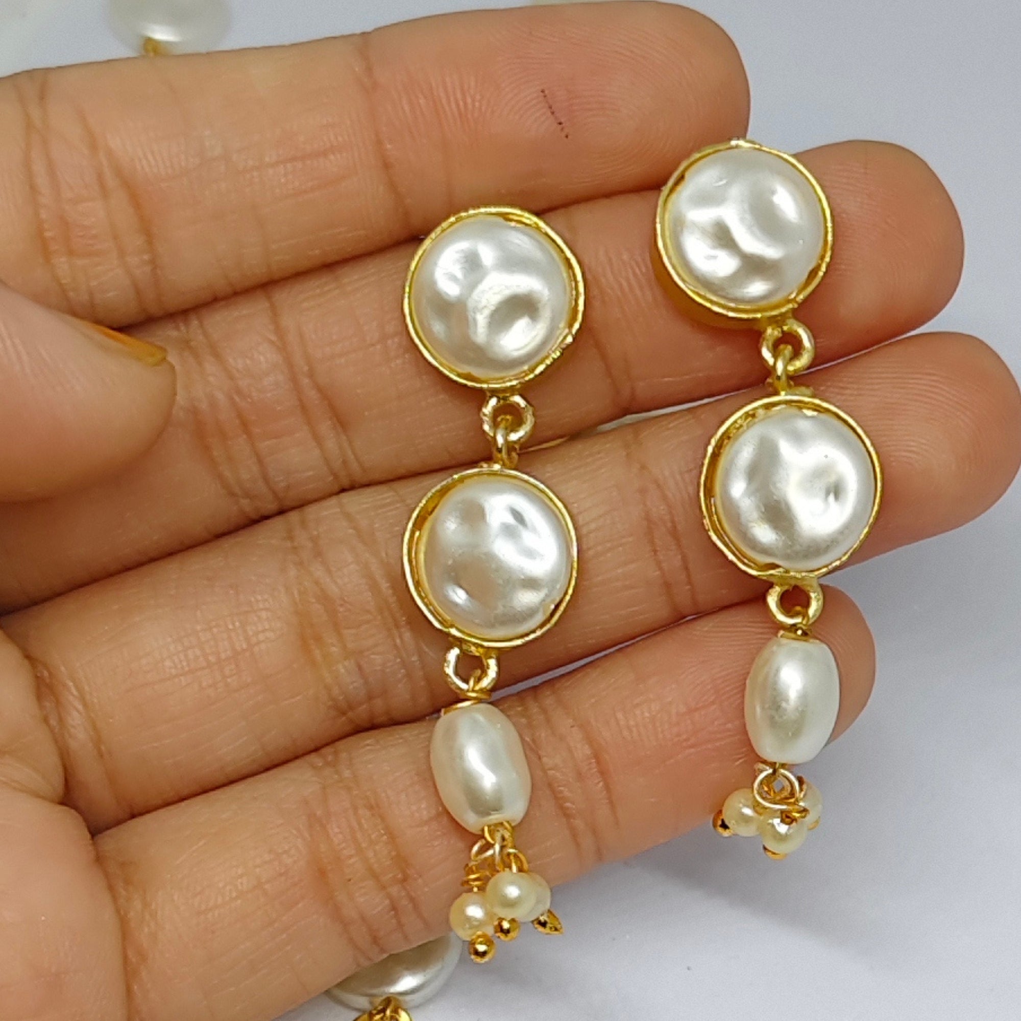 Gold-Toned Green Stone & Pearl Pendant Necklace Set with Earrings