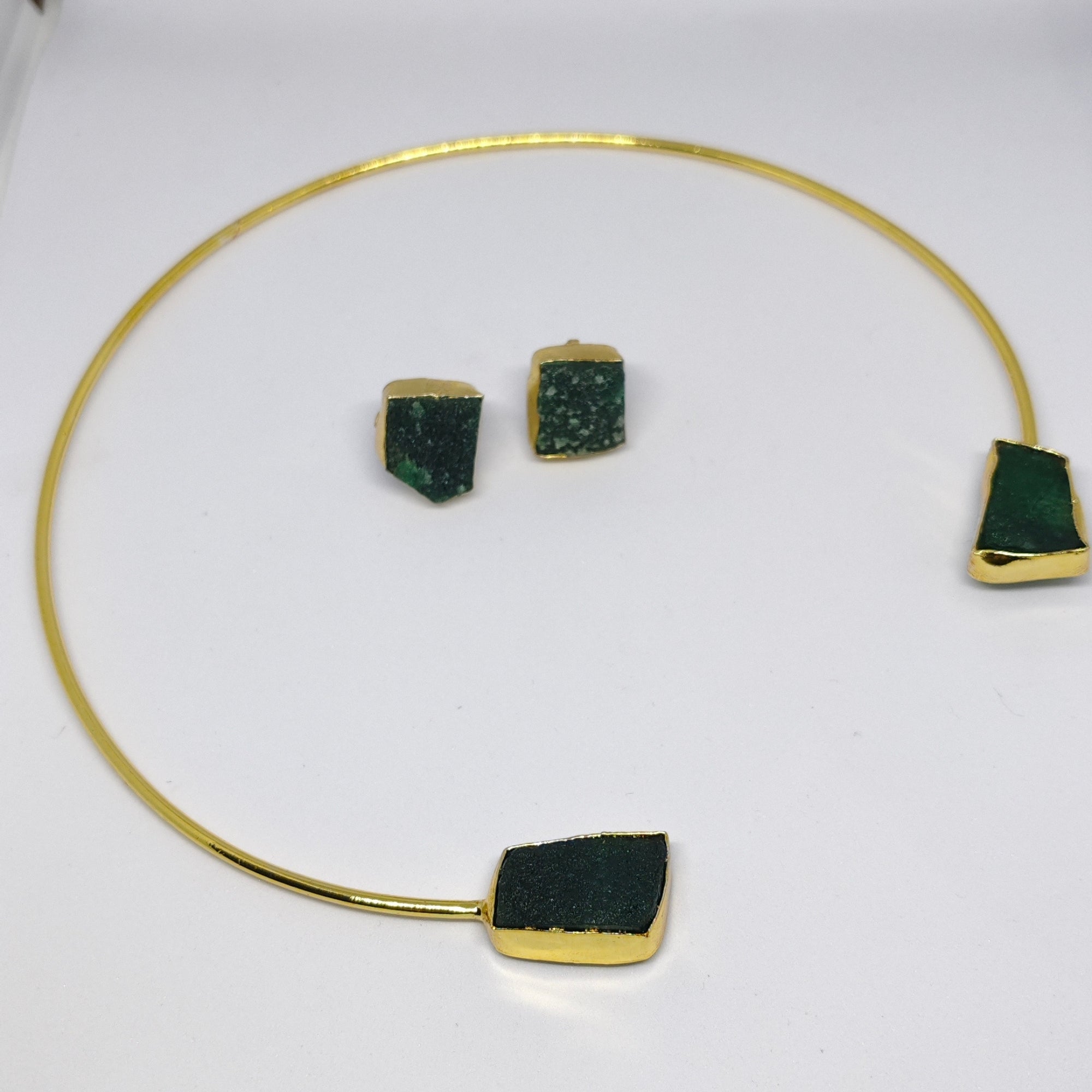 Gold-Toned Green Stone Hansli Choker Necklace Set with Stud Earrings